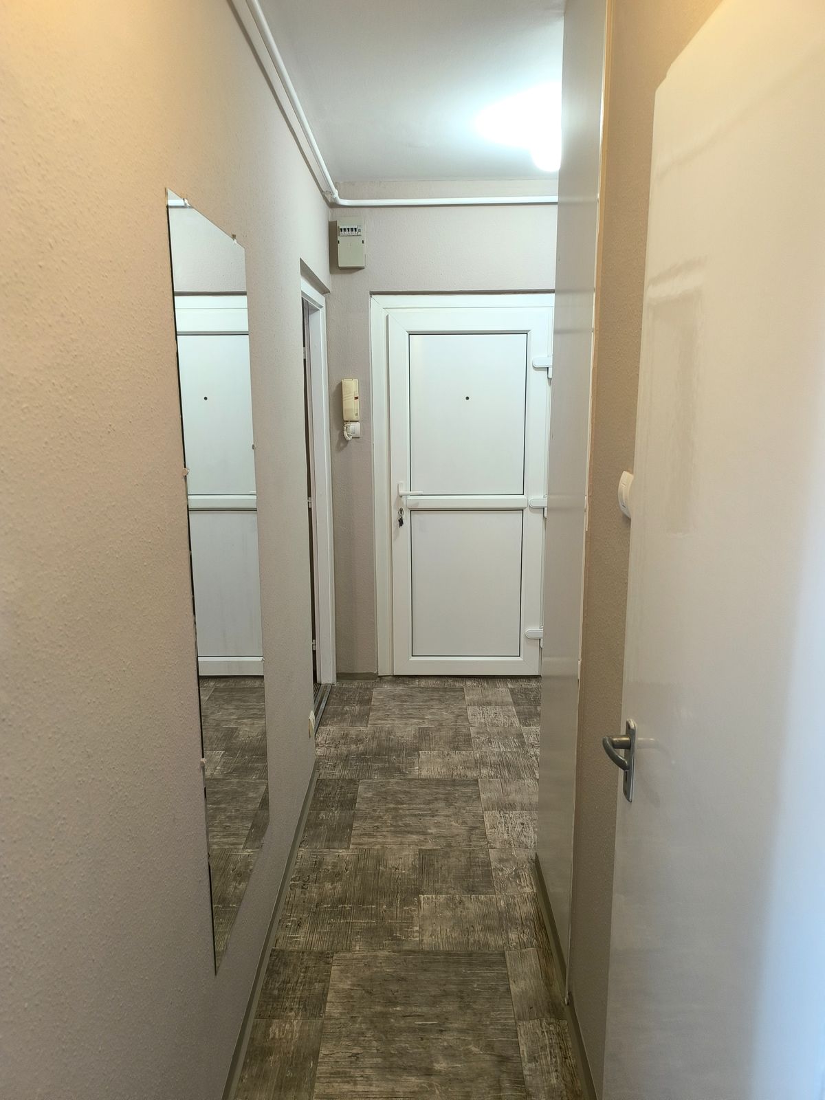 Eladó 53 m2 -es lakás Debrecen, Epreskertben!