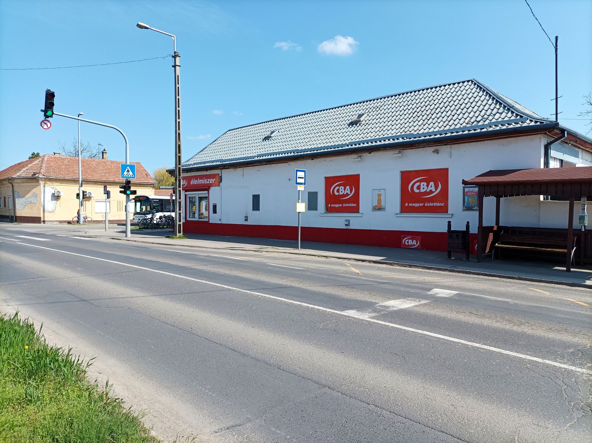 Eladó a Mikepércsi CBA üzlet!