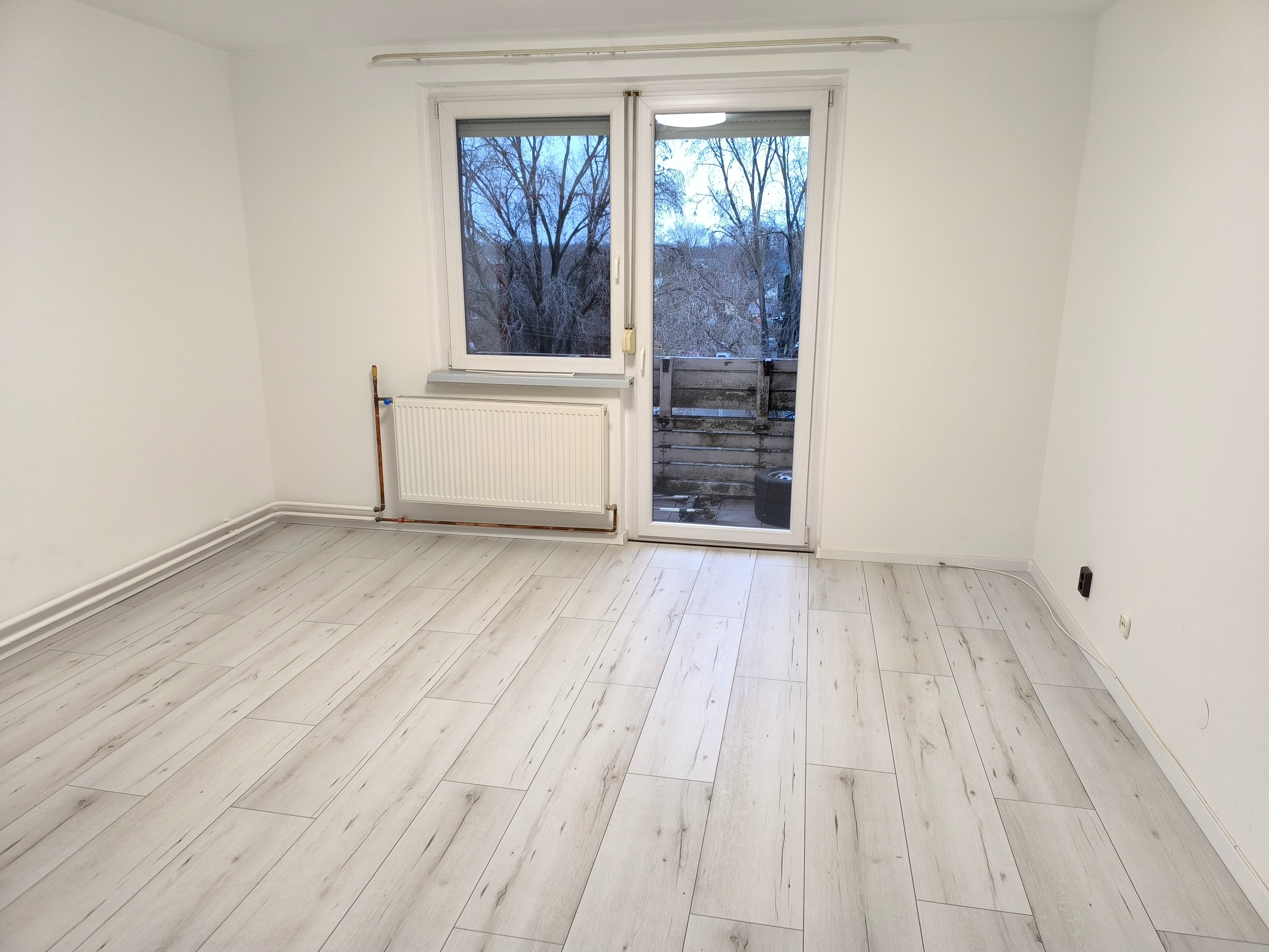 Debrecen Vezért utcán 41 m2 -es lakás eladó!